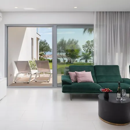 Apartment Suncana *