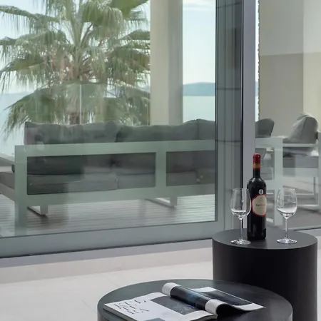 アパート Suncana