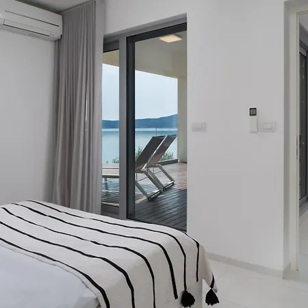 アパート Suncana