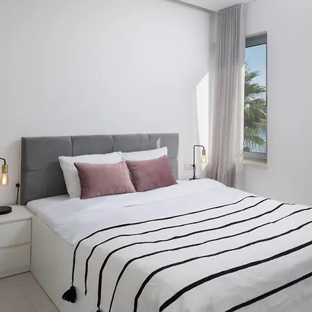 Suncana Apartman Sukošan