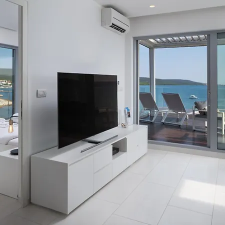 アパート Suncana Sukošan