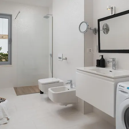 アパート Suncana *